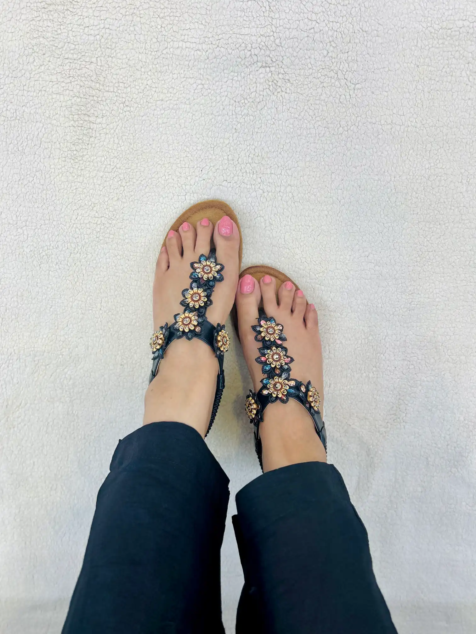 Urbantoes Pansy Embroidery Wedges Black