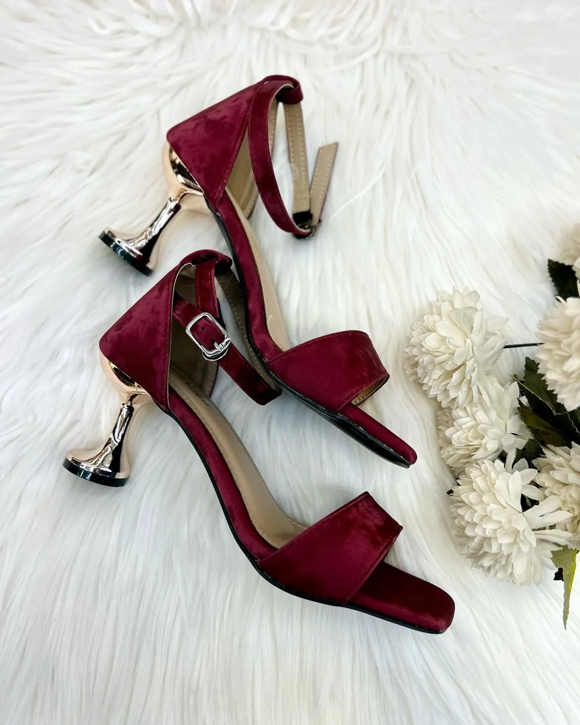 URBANTOES Tracy Wine Red heels