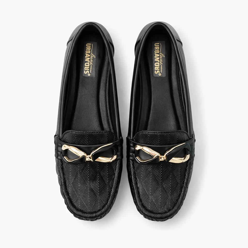 women walking loafers black