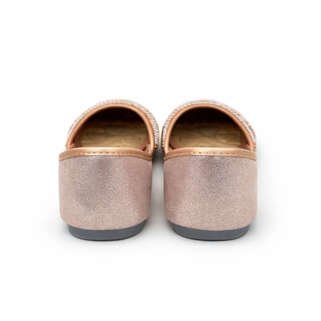 Women’s Rose Gold Pearl & Stone Punjabi Jutti - Image 4