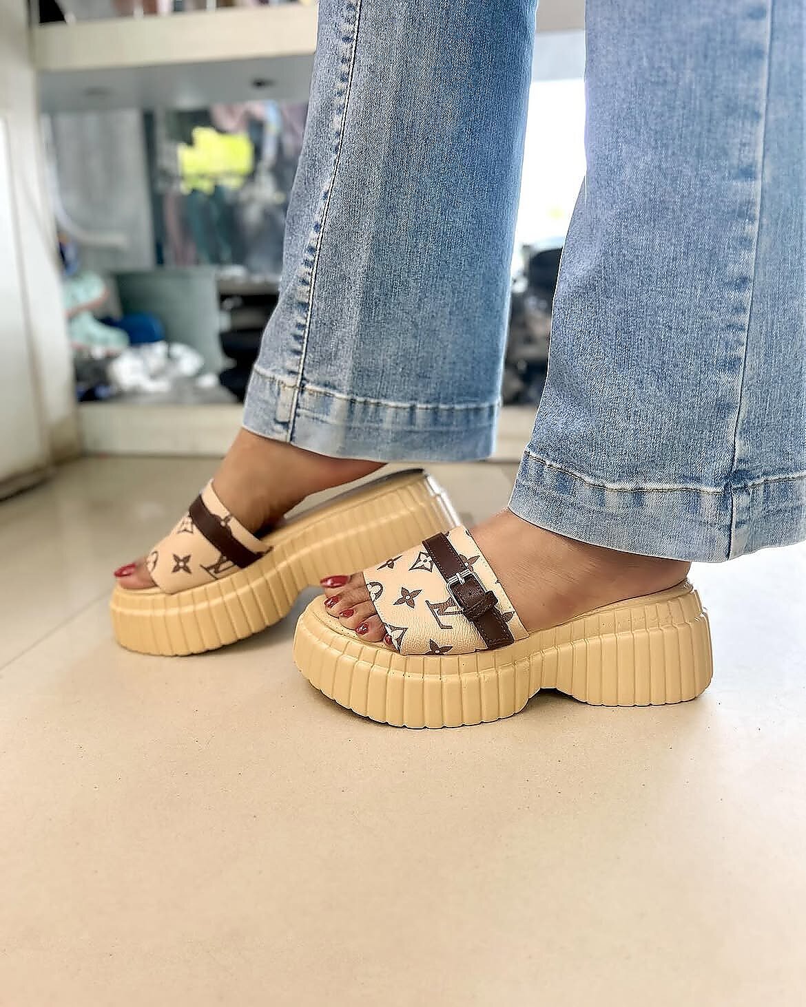 Beige Platform Slides for Women Casual Wear | UrbanToes - Image 3
