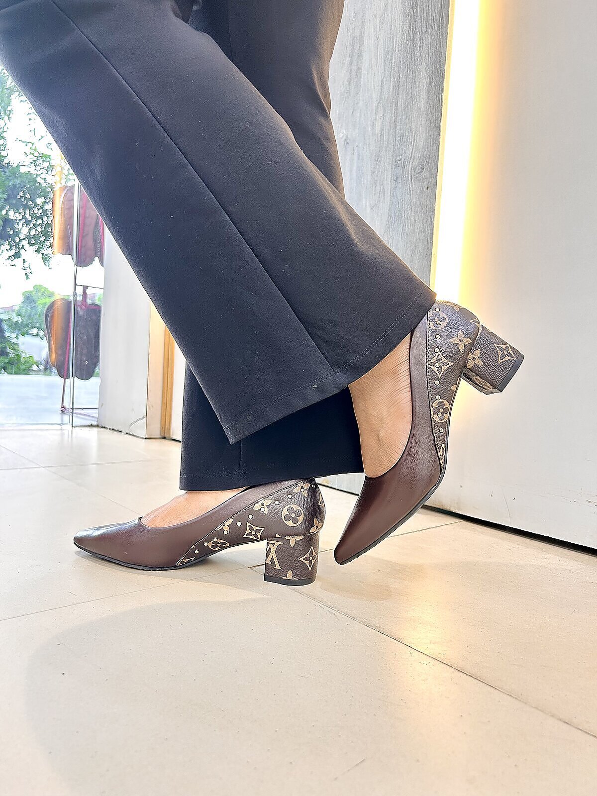 Brown Printed Block Heel Pumps for Women - Image 5